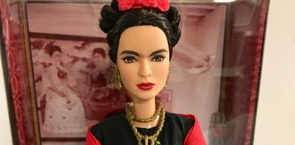 Barbie Frida Kahlo.